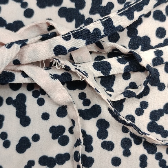 Motherhood Maternity Patterned Blouse Size XL - Picture 10 of 12